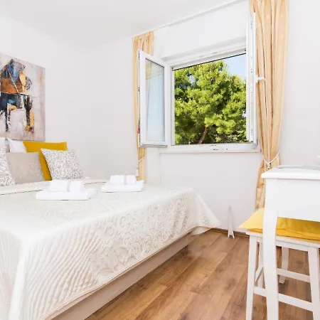 Nikaroni-1 By Interhome Apartman Trogir