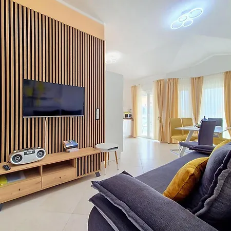 Nikaroni-1 By Interhome شقة