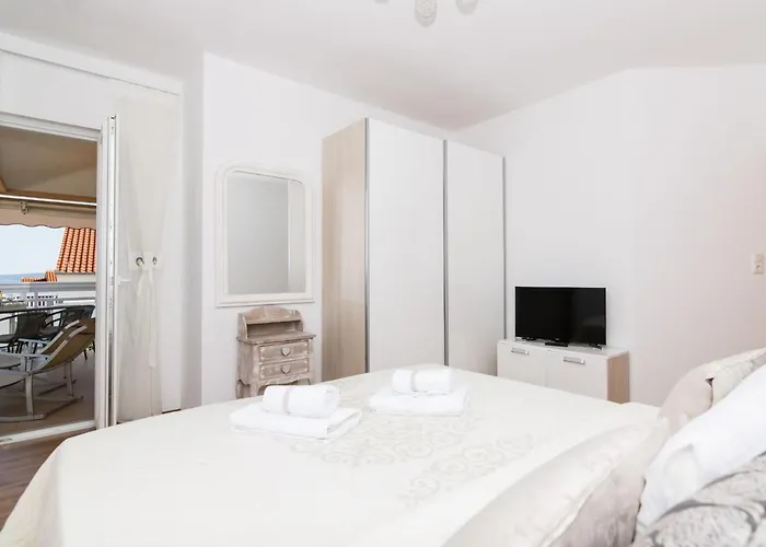 Nikaroni-1 By Interhome Appartement *