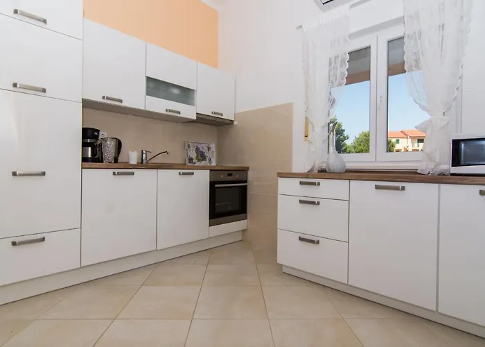 Nikaroni-1 By Interhome Appartement