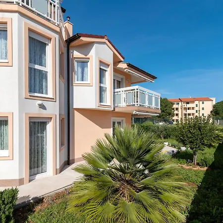 Nikaroni-1 By Interhome Apartman